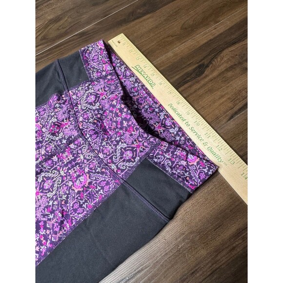 Athleta Tapestry Chaturanga Capri Leggings Purple Crop Athletic Pants Medium - Picture 4 of 8